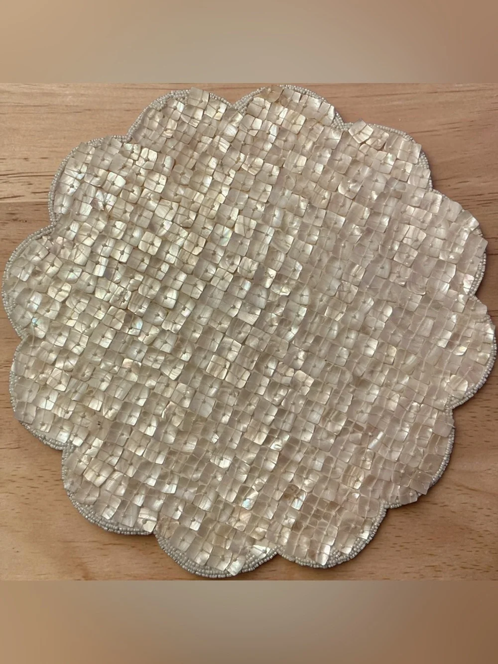 Beautiful Vintage Mother Of Pearl Leila’s Linens Set Of 4 Placemats
